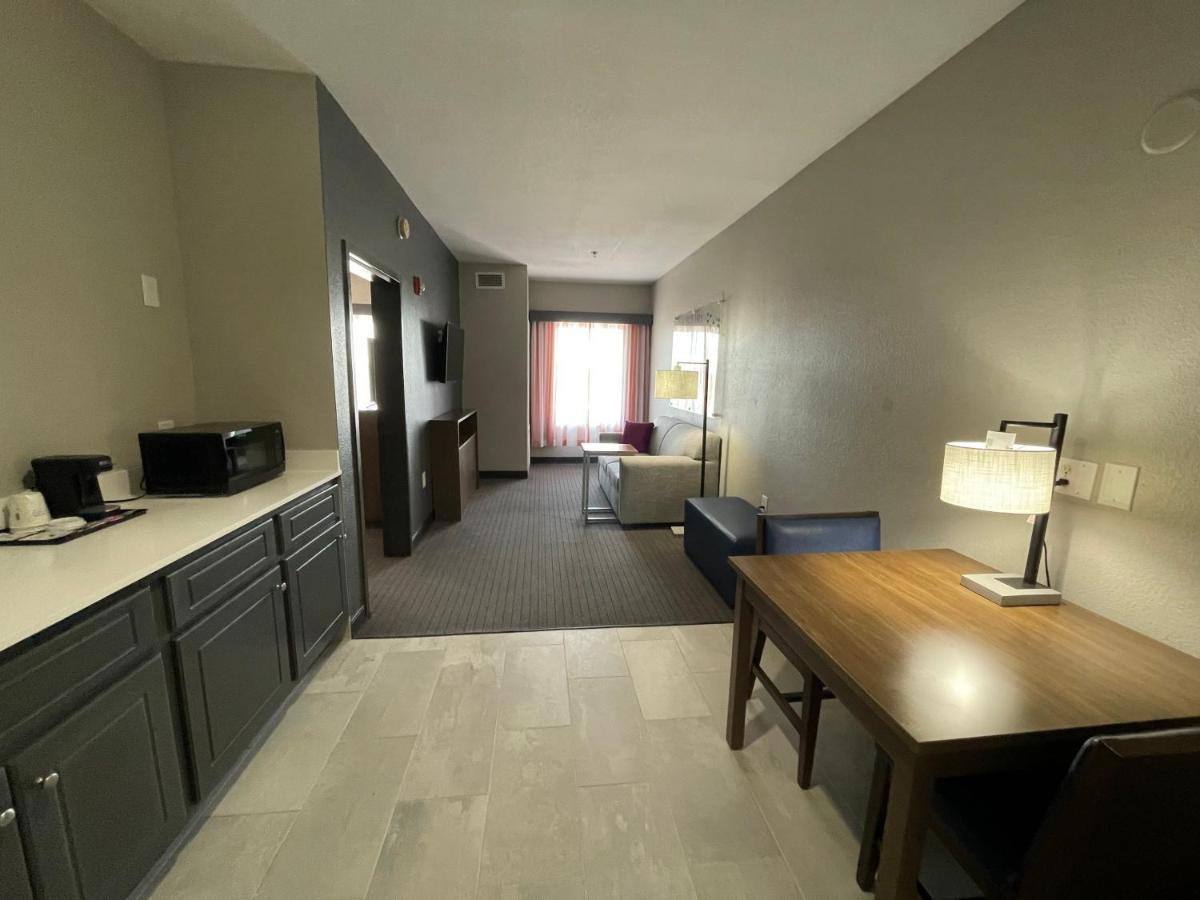 La Quinta Inn & Suites By Wyndham Augusta Fort Eisenhower Exteriér fotografie