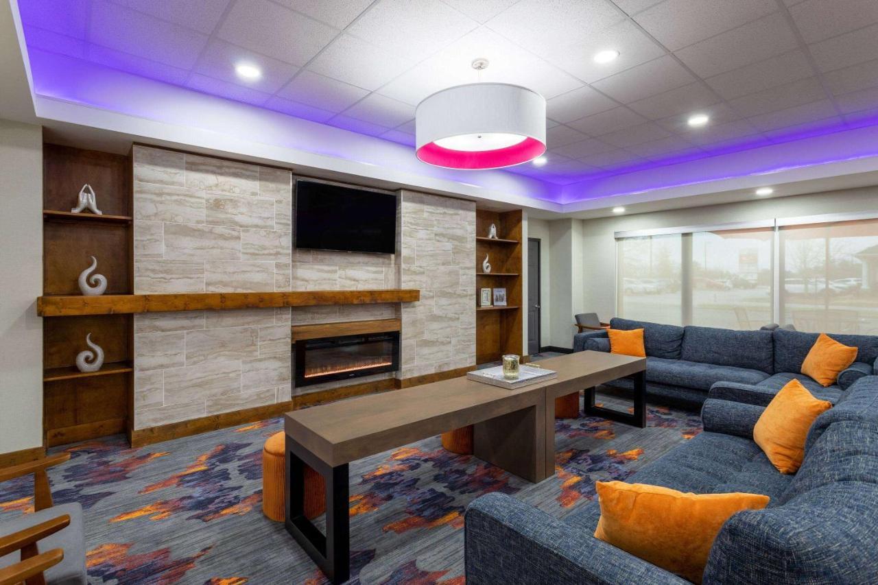 La Quinta Inn & Suites By Wyndham Augusta Fort Eisenhower Exteriér fotografie