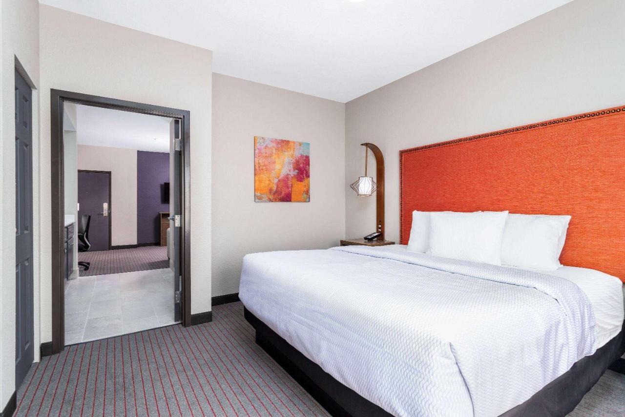 La Quinta Inn & Suites By Wyndham Augusta Fort Eisenhower Exteriér fotografie