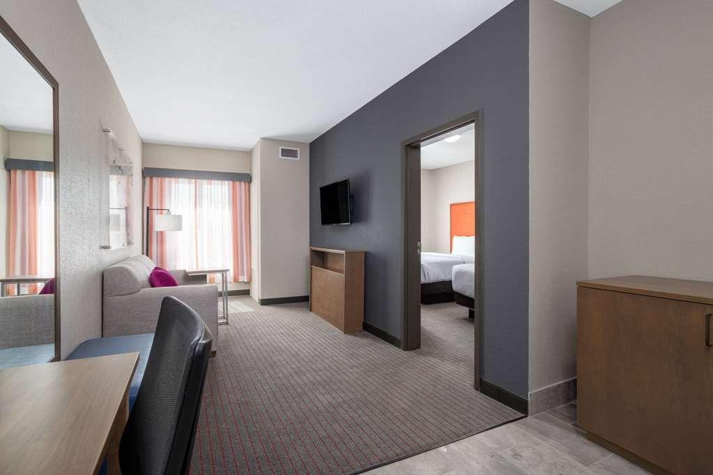La Quinta Inn & Suites By Wyndham Augusta Fort Eisenhower Pokoj fotografie