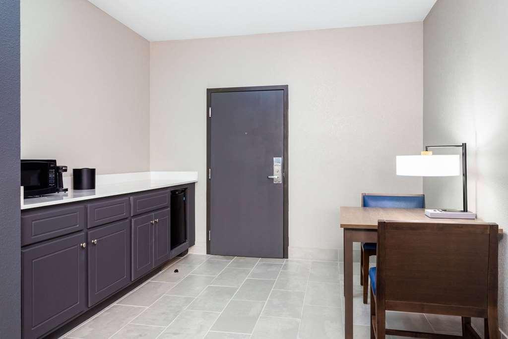 La Quinta Inn & Suites By Wyndham Augusta Fort Eisenhower Pokoj fotografie